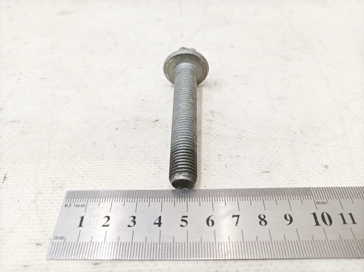 Torx Externa bolt M12X1.5X70 Mercedes EQS 910143-012007