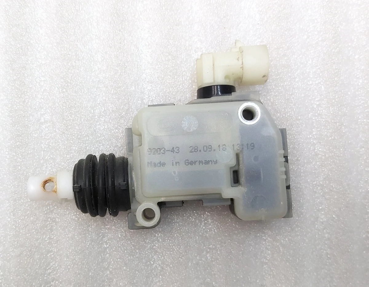6 Electric hood lock drive (motor, servo drive) substandard Tesla model S, model S REST, model X, model 3 1033010-00 1098789-00 1098790-00