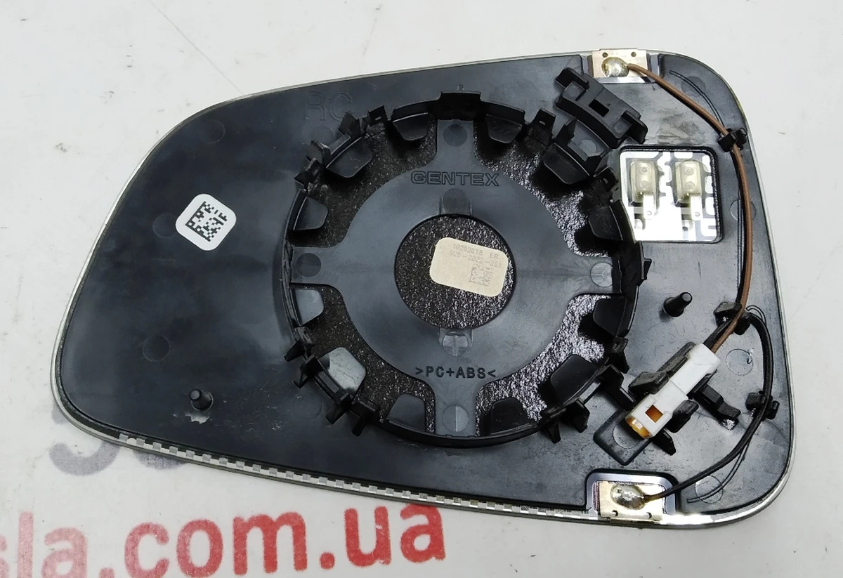 7 Mirror element of the outside mirror right PREMIUM (heated and auto-dimming) Tesla Model X 1550162-00-A