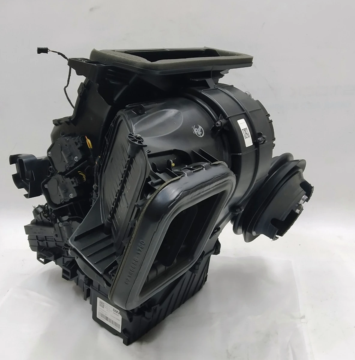 Печка салона в сборе BMW i3 64119304016