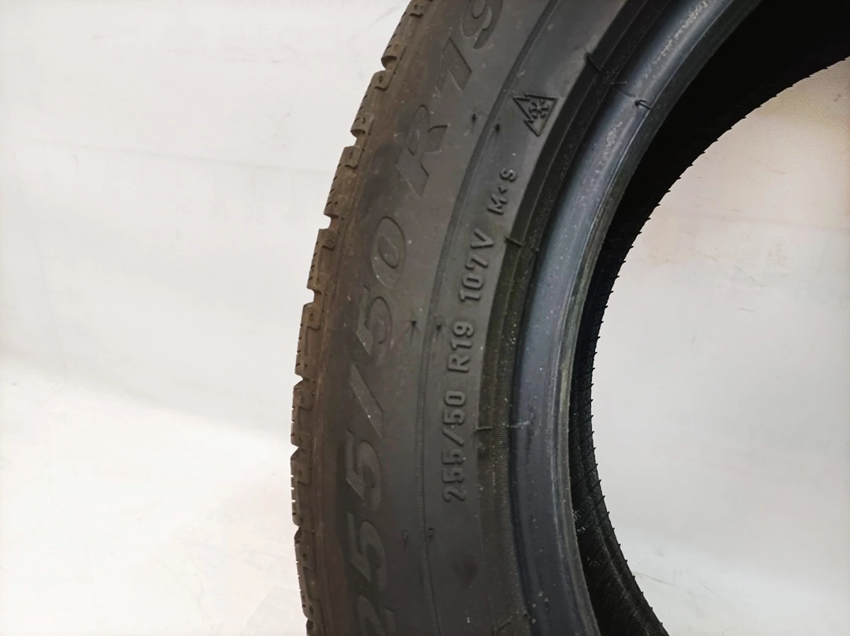 Шина Pirelli Scorpion Winter 255/50 R19 107V 7.50mm Porsche