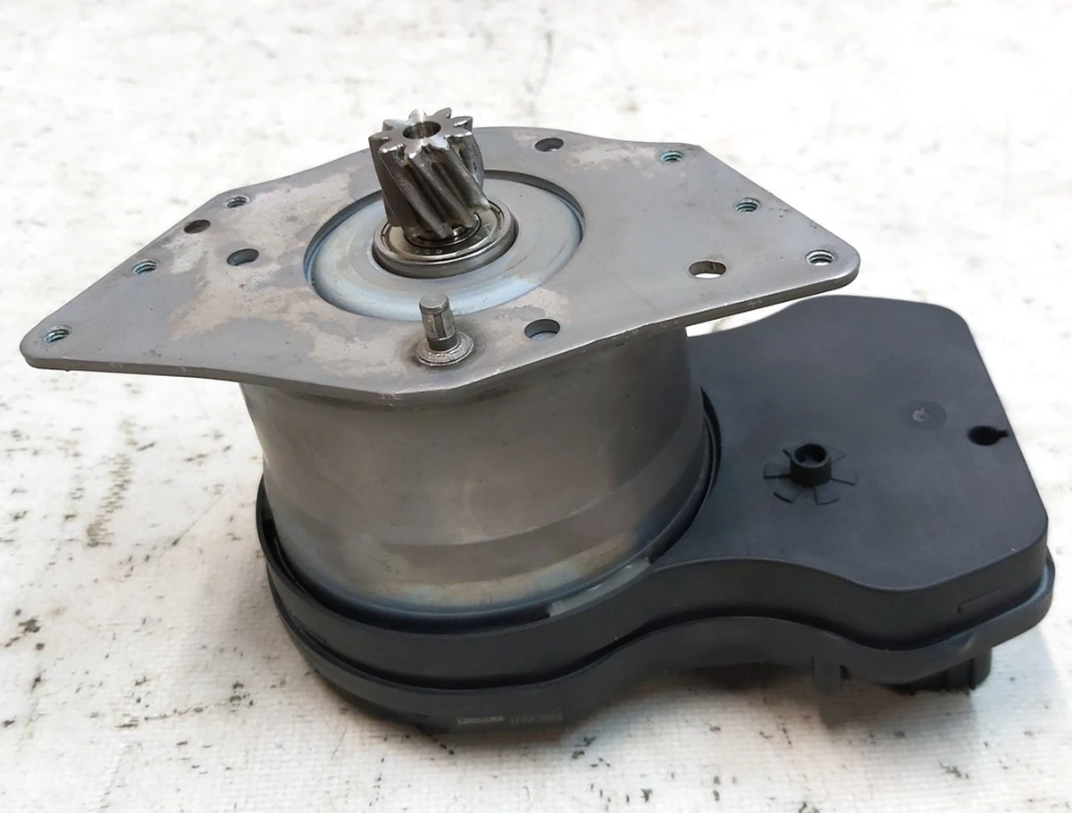 Electromechanical brake booster motor and control board BOOSTER Tesla model 3, model Y 1188671-00-A