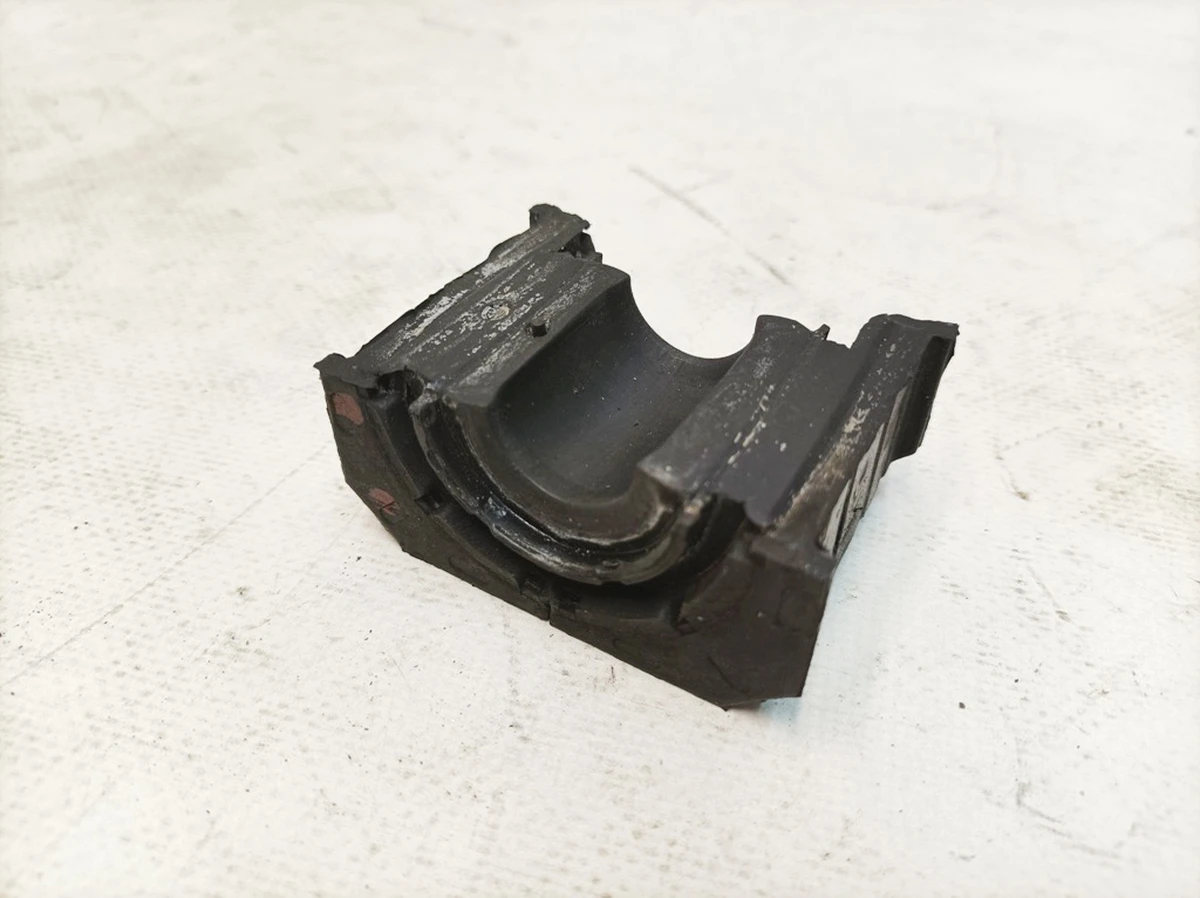 Опора стабілізатора гумова 26,5MM Porsche Taycan 971411313K