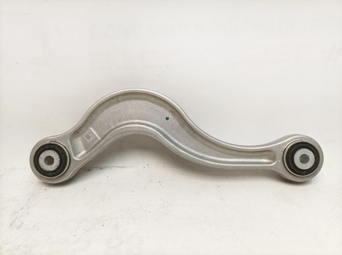 Рычаг поперечный передний верхний Porsche Taycan 971505351