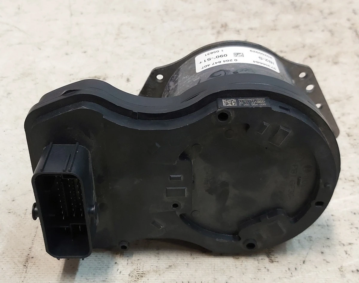 Motor and control board of the electromechanical brake booster BOOSTER substandard Tesla model 3 1044671-99-F