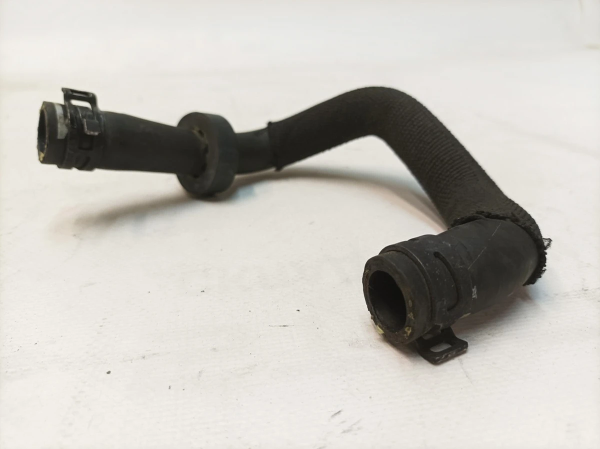 Coolant hose Porsche Taycan 9J1121178B