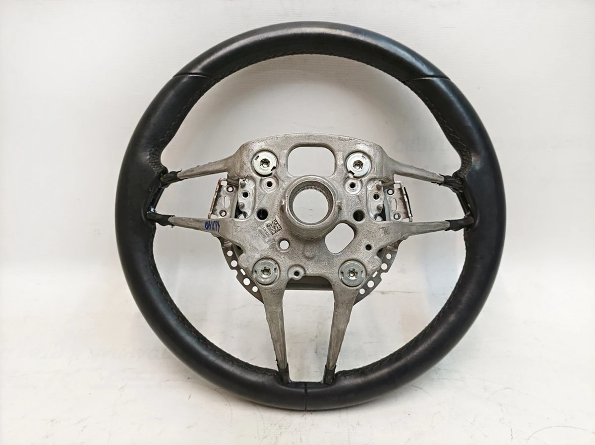 Steering wheel (leather) airbag guide damaged Porsche Taycan 9J1419091AB