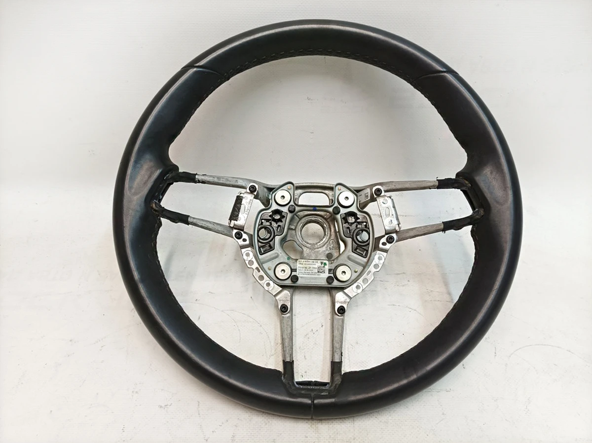 Steering wheel (leather) airbag guide damaged Porsche Taycan 9J1419091AB