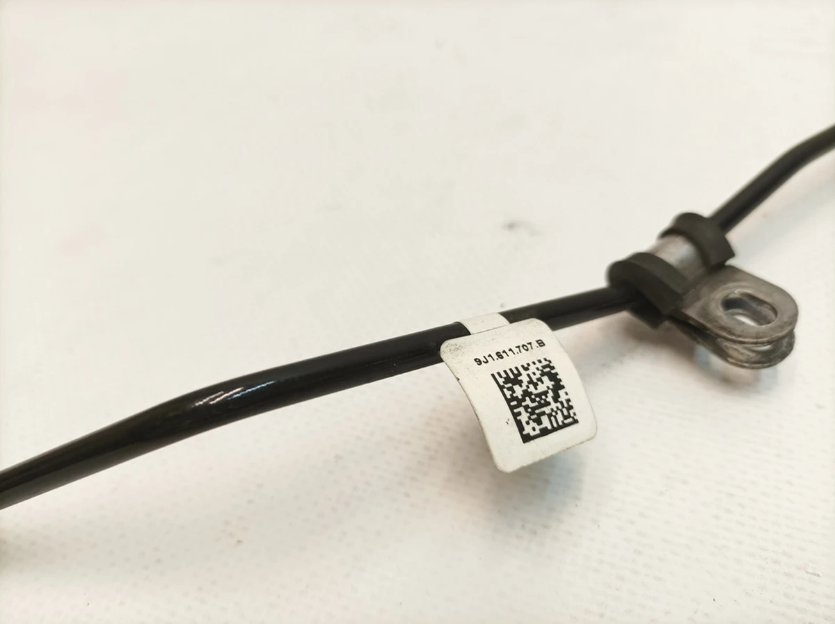 Brake hose front left Porsche Taycan 9J1611707B