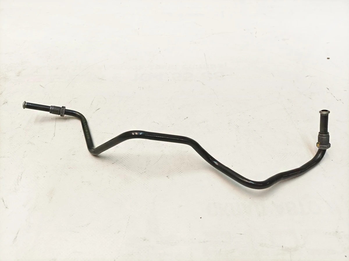 Гальмівна трубка від головного гальмівного циліндра до гідросистеми Porsche Taycan 9J1614727A