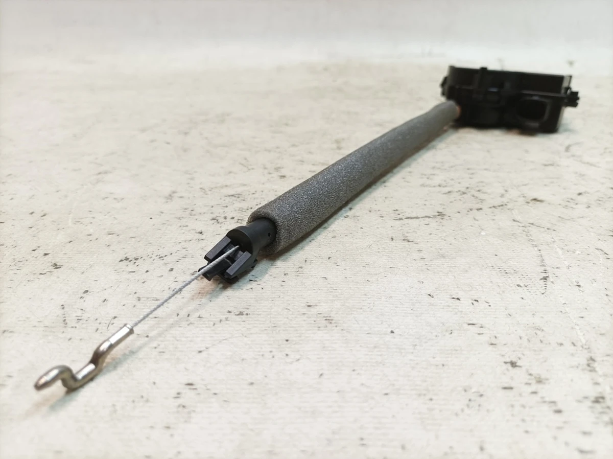 Motor for tailgate closer with cable Porsche Taycan 9J1827888