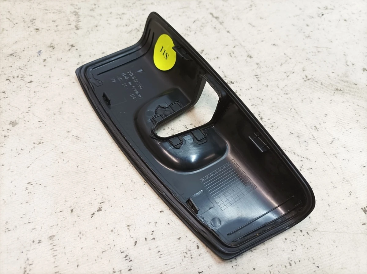 Rear right outer door lock cover Porsche Taycan 9J1839706