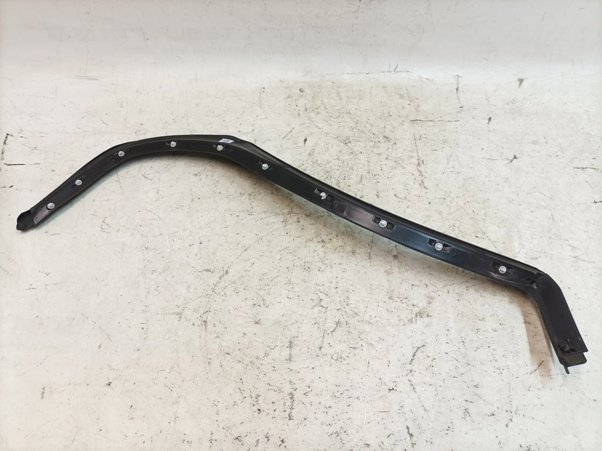 Rear left door seal (C-pillar) Porsche Taycan 9J1839775A