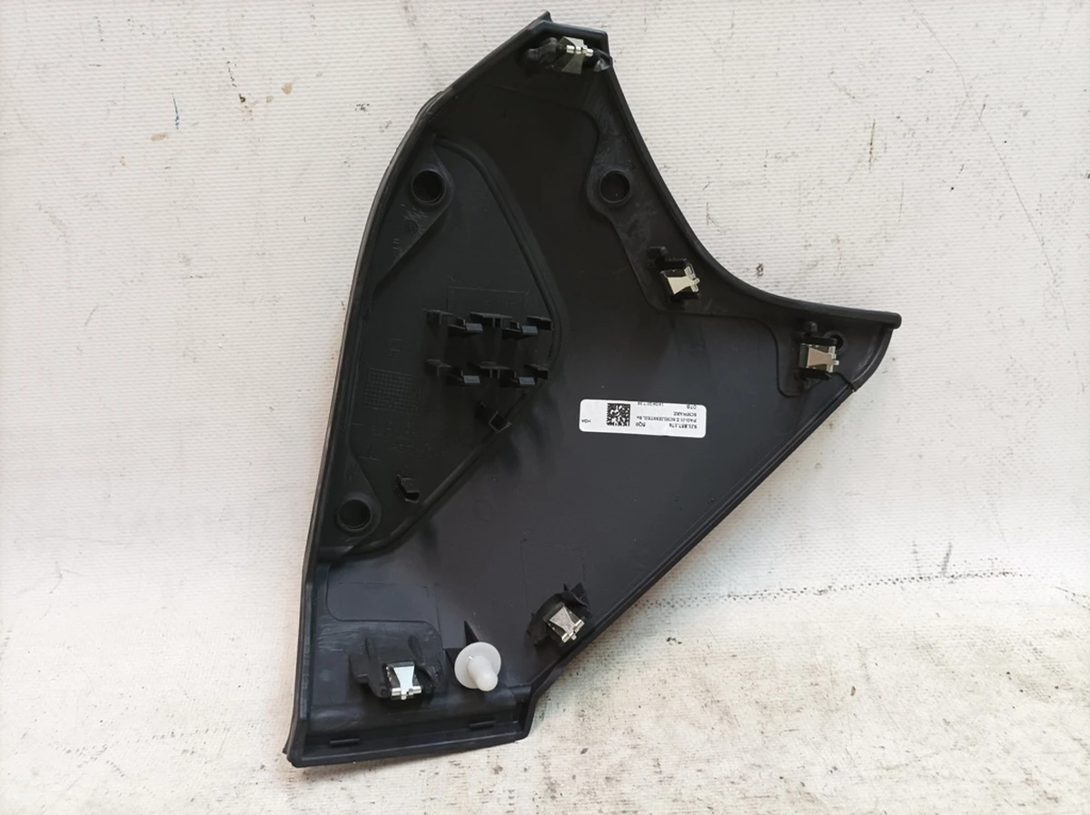Front panel side closing trim, right 5Q0 Porsche Taycan 9J1857176