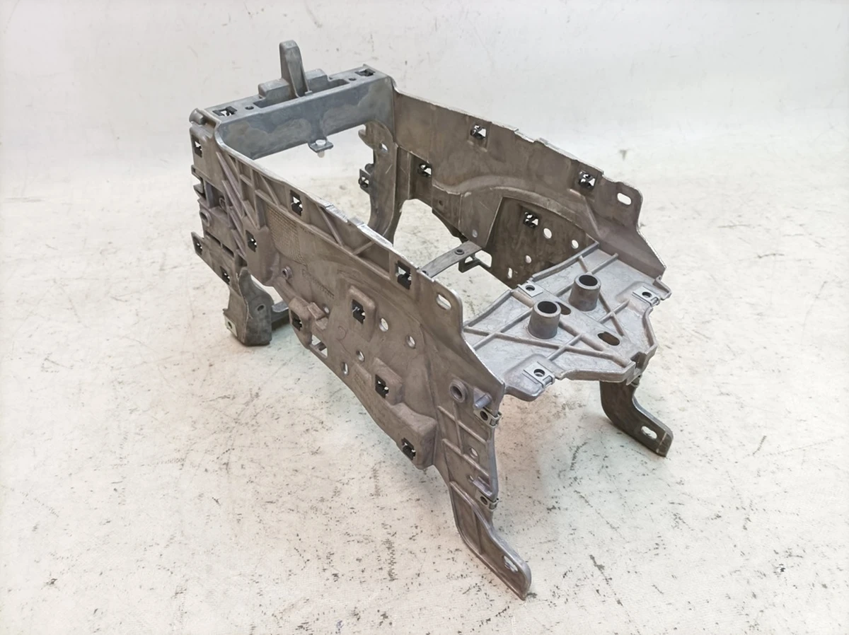 Center console frame, rear part of Porsche Taycan 9J1858404