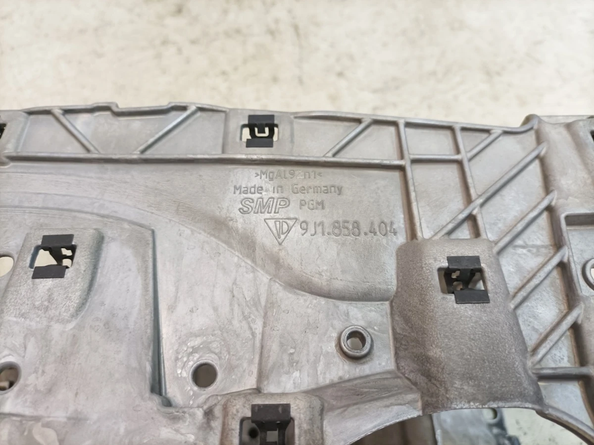 Center console frame, rear part of Porsche Taycan 9J1858404