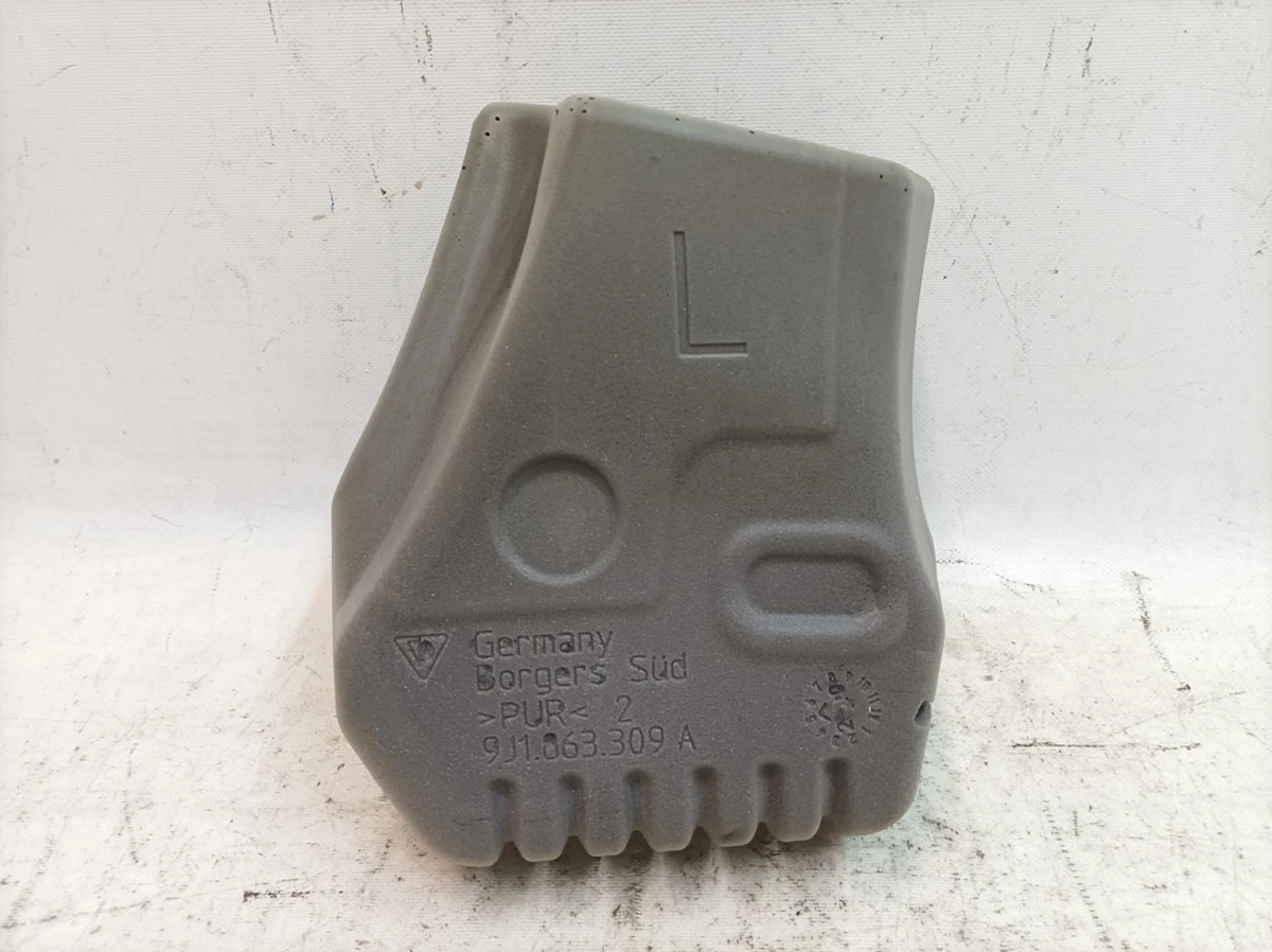 Шумоізоляція стійки B нижня ліва Porsche Taycan 9J1863309A