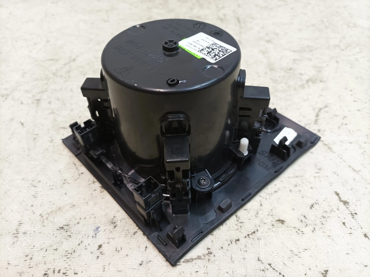 Накладка подстаканника центральной консоли в сборе с подстаканником и подсветкой 5Q0 Porsche Taycan 9J1864365E