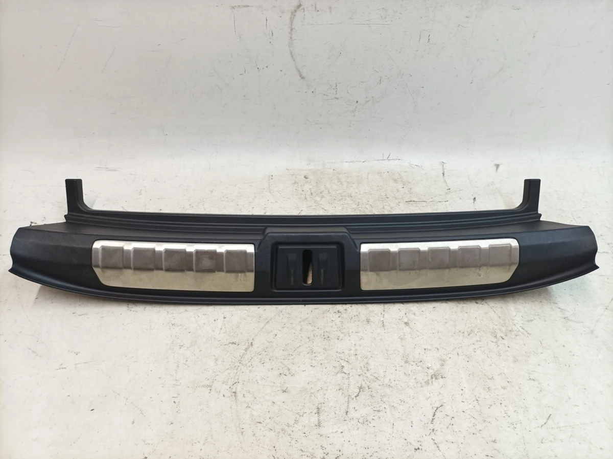 Облицювання задньої панелі накладки під нержавіючу сталь 1E0 Black Porsche Taycan 9J1867707J