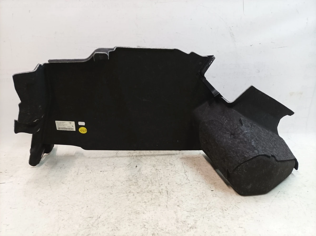 Оббивка багажного відсіку збоку ліва DK4 Porsche Taycan 9J1868223D