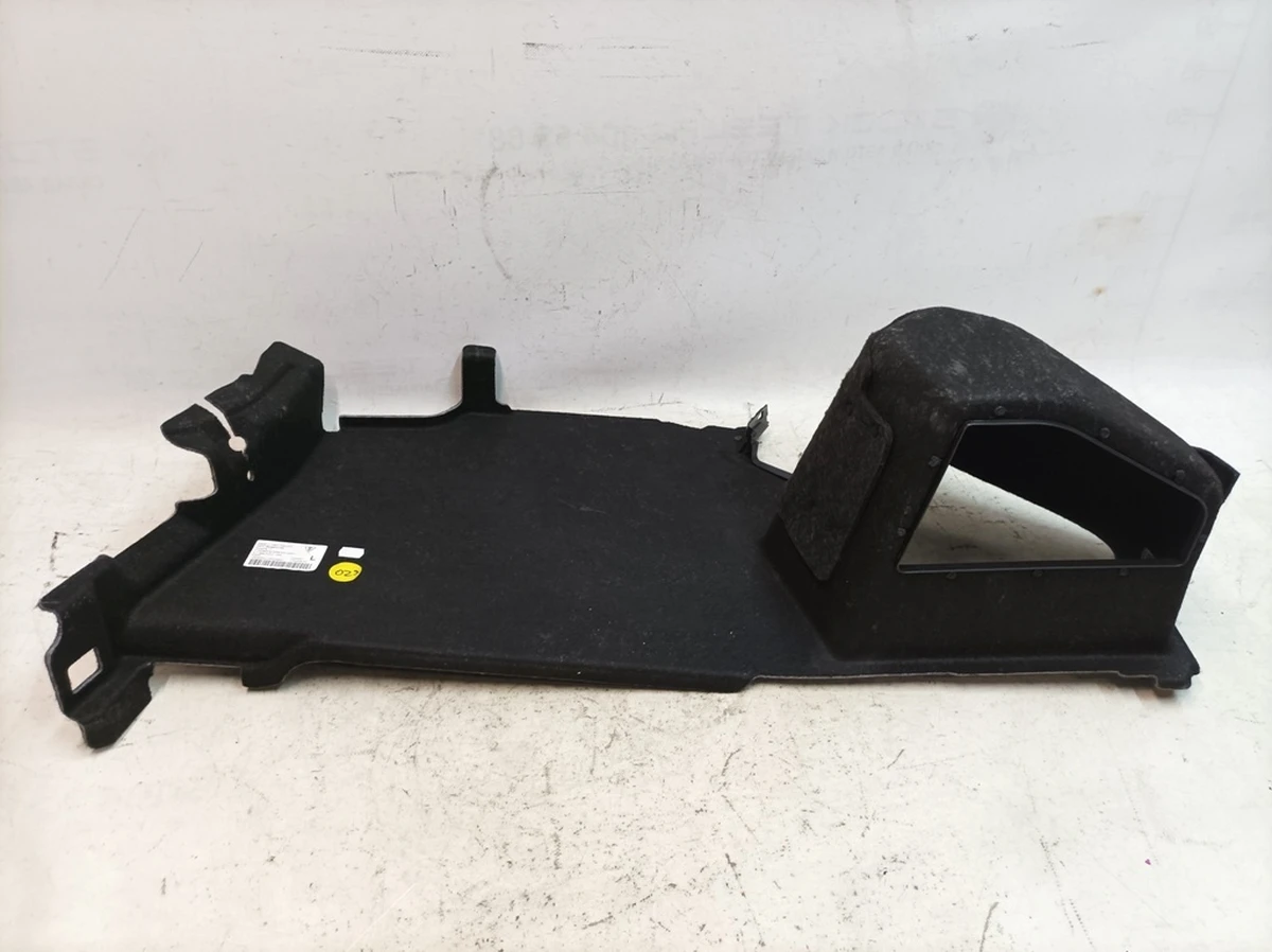 Оббивка багажного відсіку збоку ліва DK4 Porsche Taycan 9J1868223D