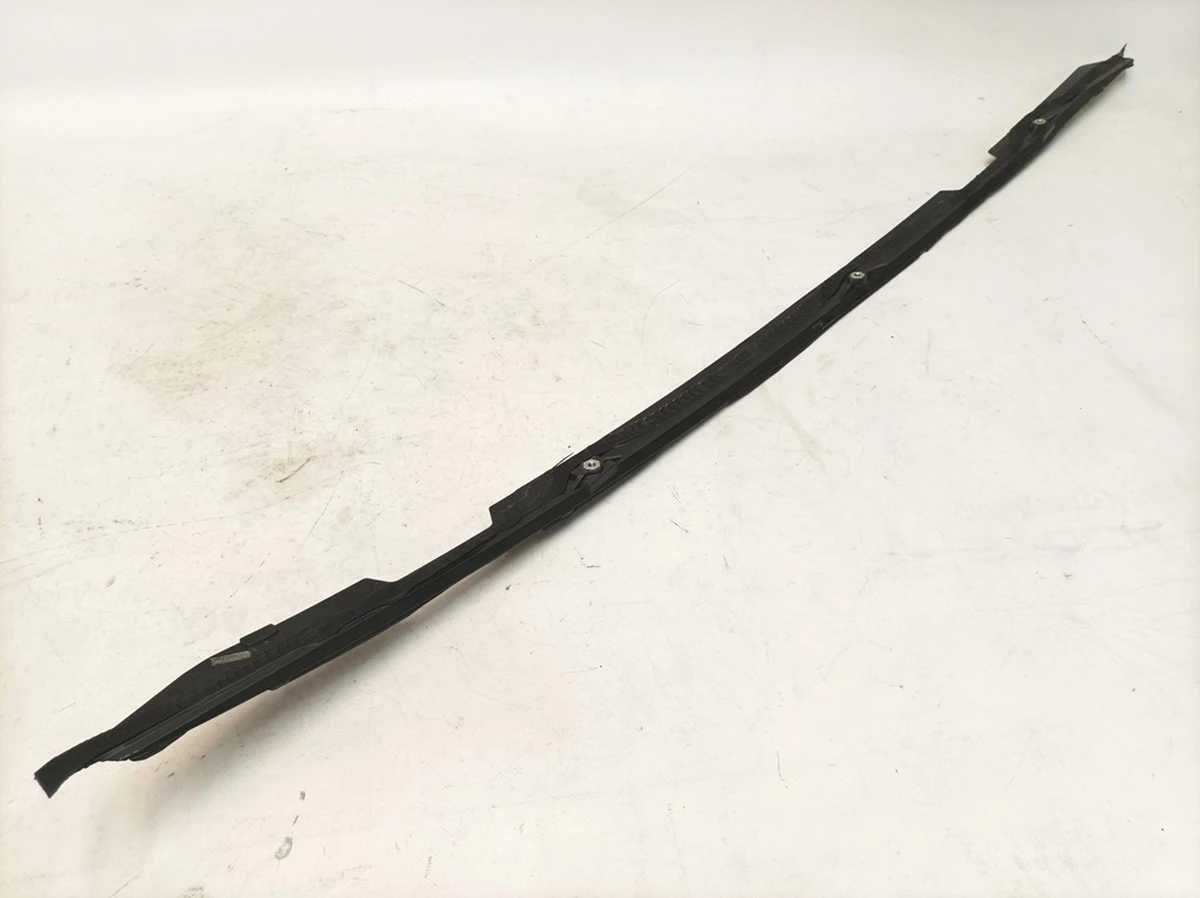 Кріплення панорамного даху ліве Porsche Taycan 9J1877069