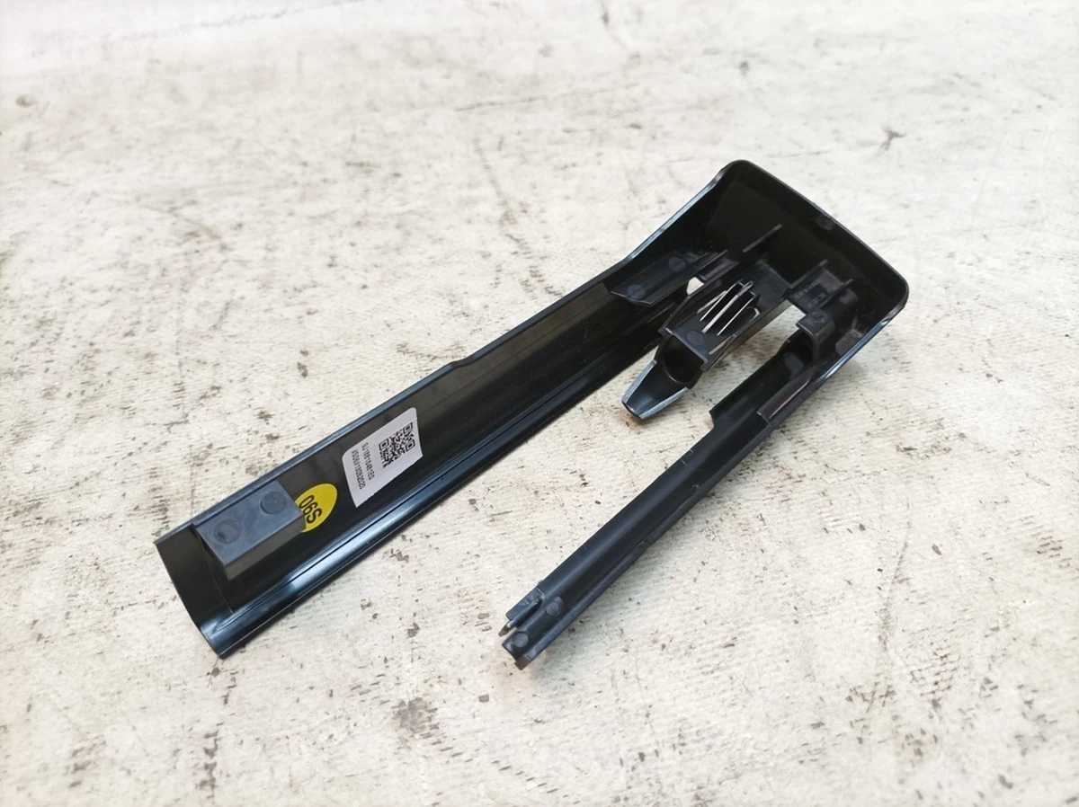 Seat guide trim, front right, outer Porsche Taycan 9J1881348