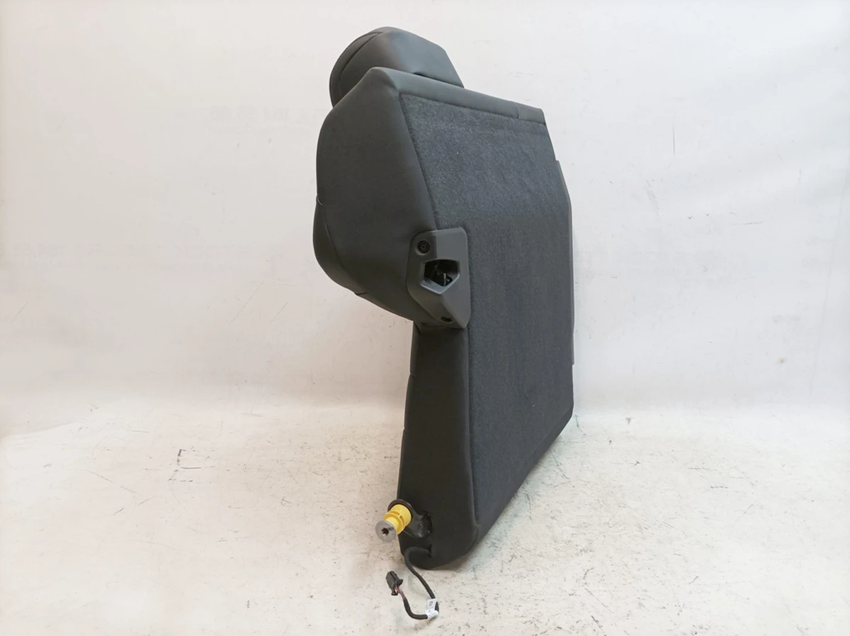 Спинка сидіння другого ряду ліва з підлокітником шкіра 8YR у зборі Porsche Taycan 9J1885805H