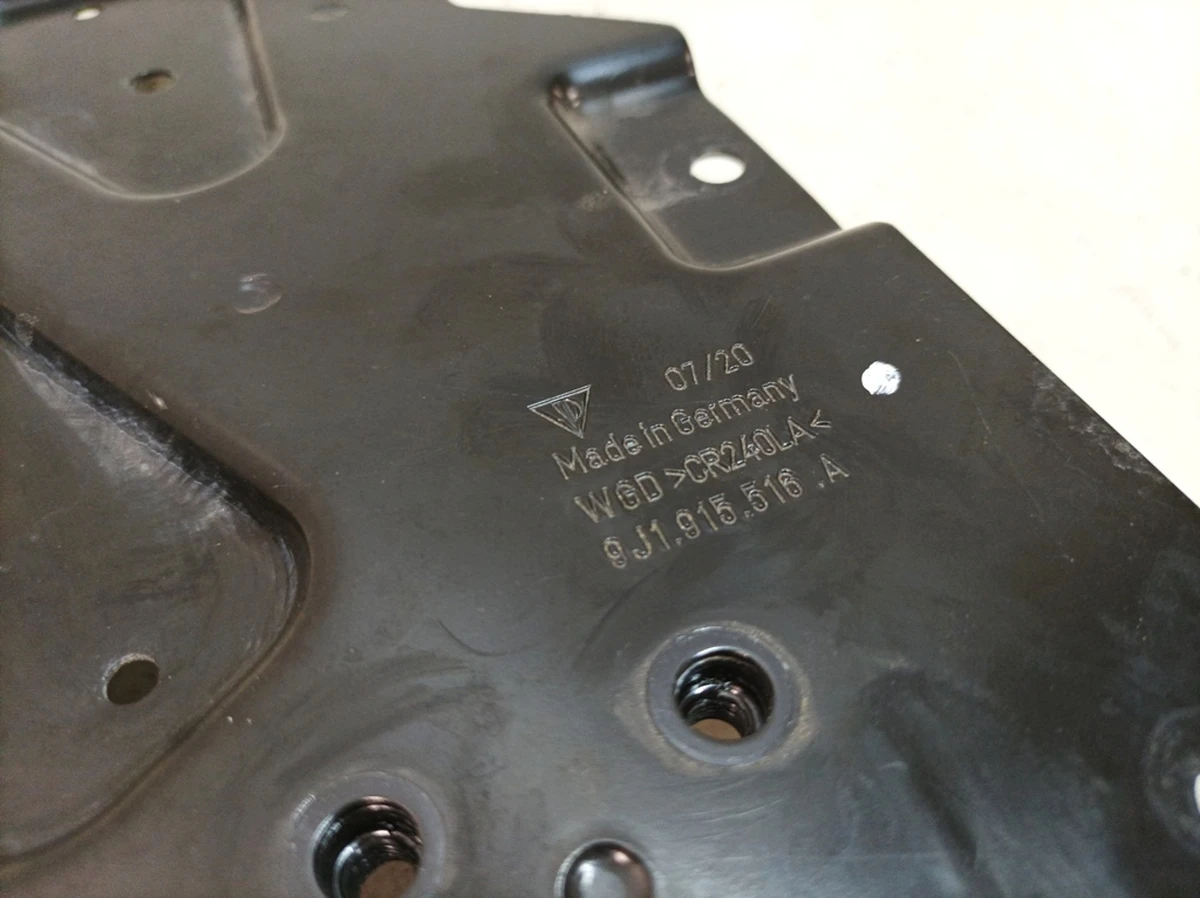 Voltage converter bracket F7118413 7118600 F7118919 Porsche Taycan 9J1915516A