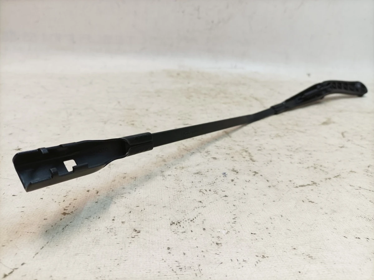 Wiper arm passenger side Porsche Taycan 9J1955410
