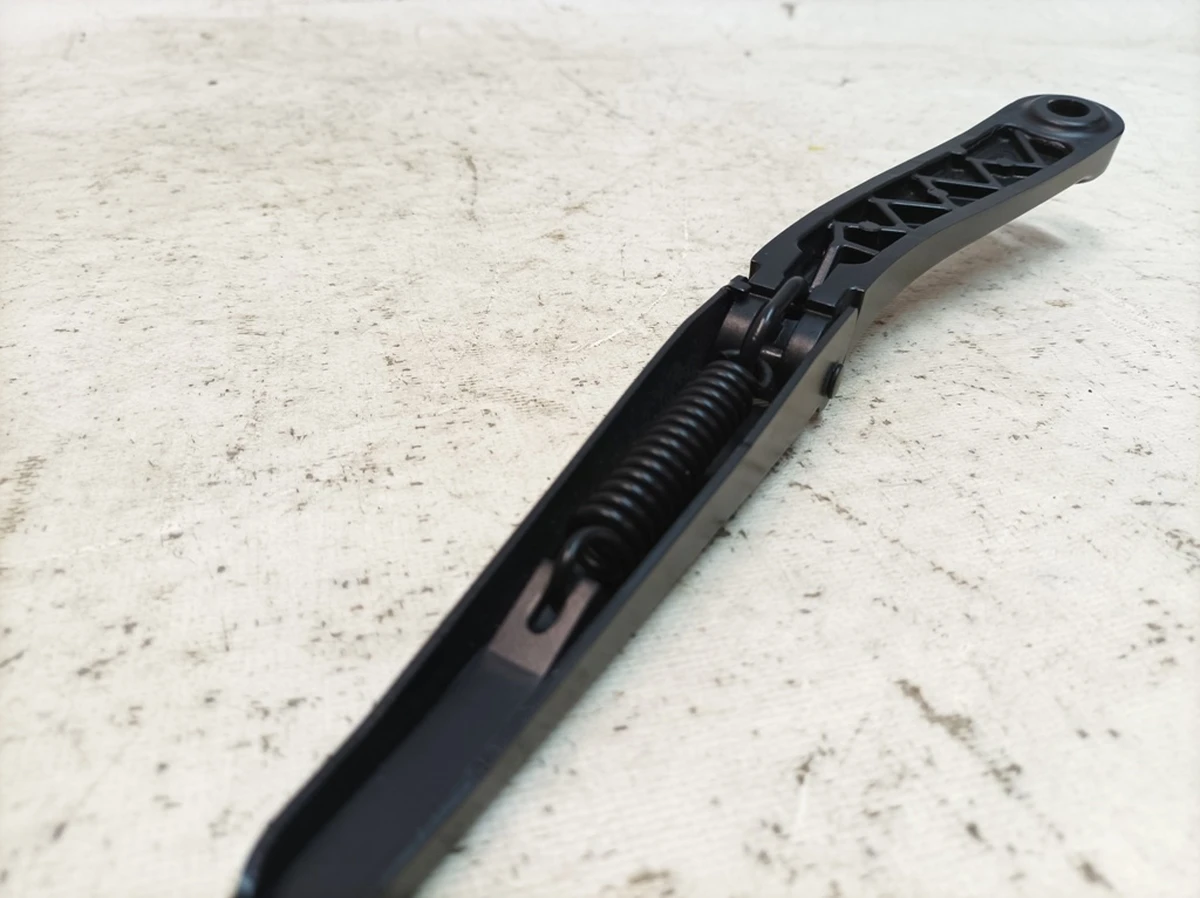 Wiper arm passenger side Porsche Taycan 9J1955410