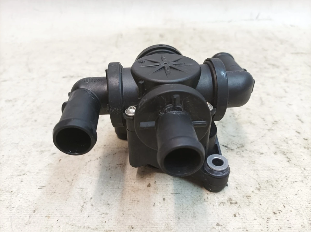 Coolant circuit solenoid valve UVW2