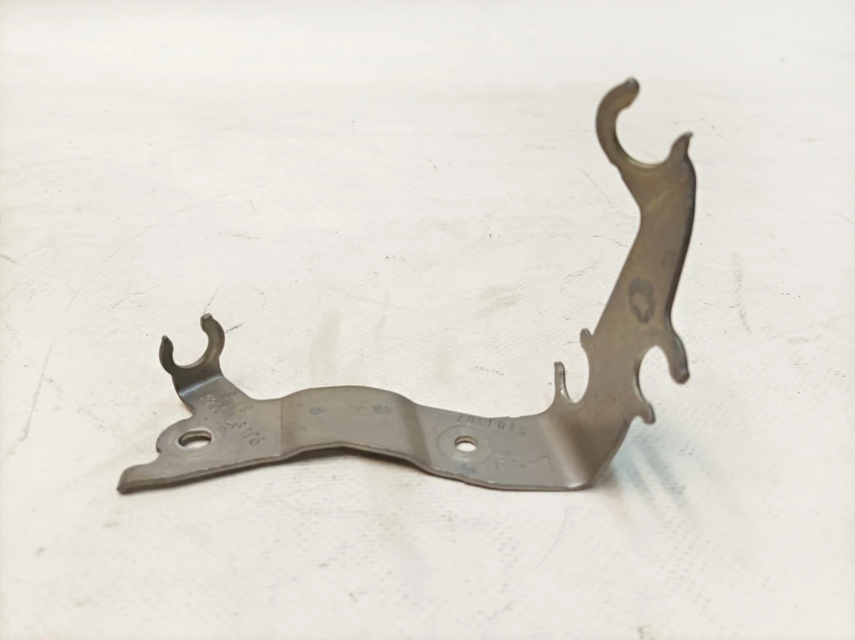 Кріплення кабелю праве Porsche Taycan 9J1971004A