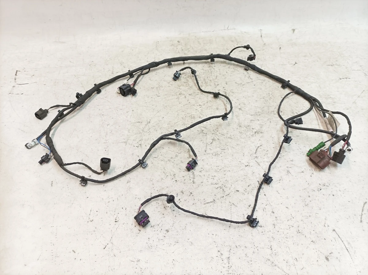 Электропроводка бампера заднего Porsche Taycan 9J1971104D