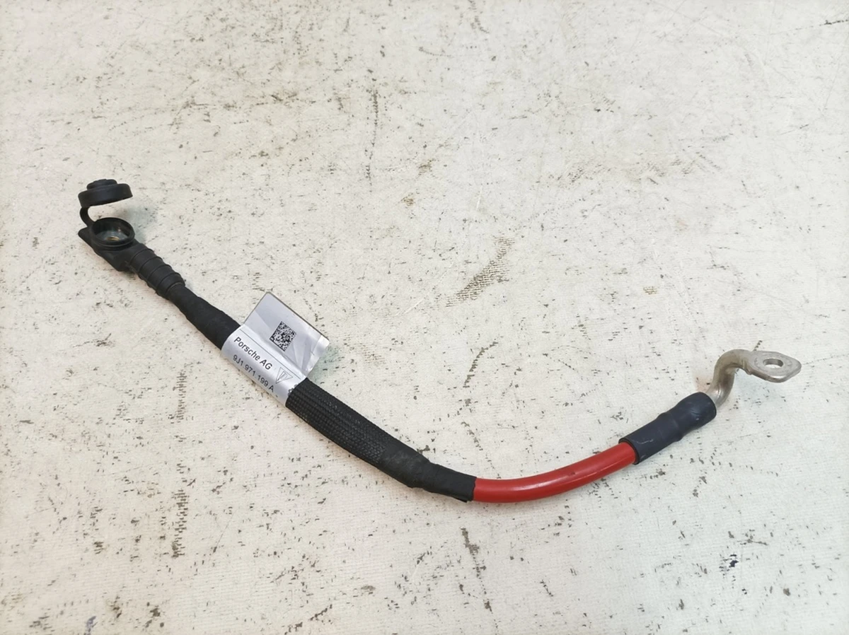 Сполучний кабель плюсовий. висновок АКБ – комутаційний блок