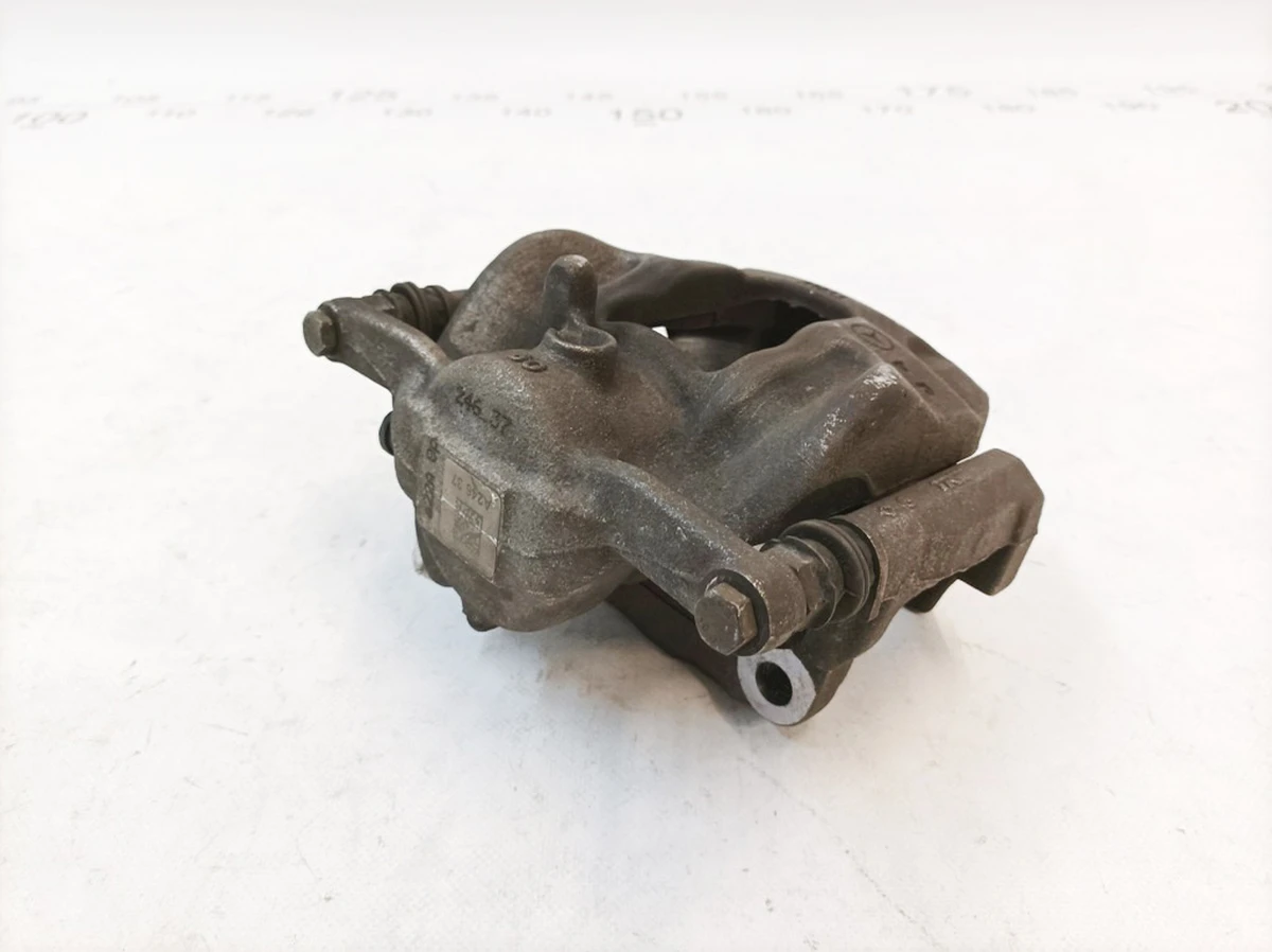 Супорт передній лівий (без колодок) Mercedes B-Class A0004216781