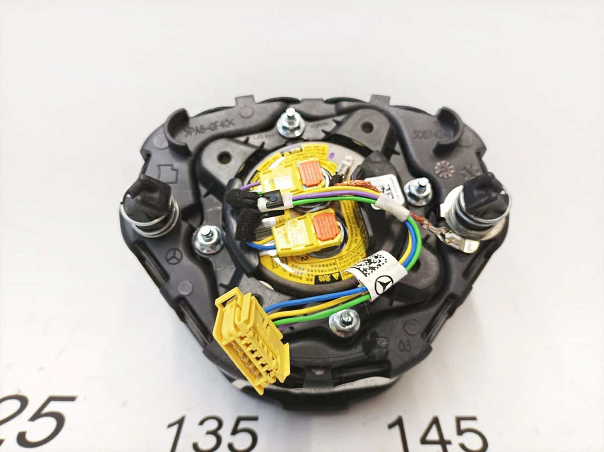 Driver airbag (steering wheel) Mercedes B-Class A0008605203