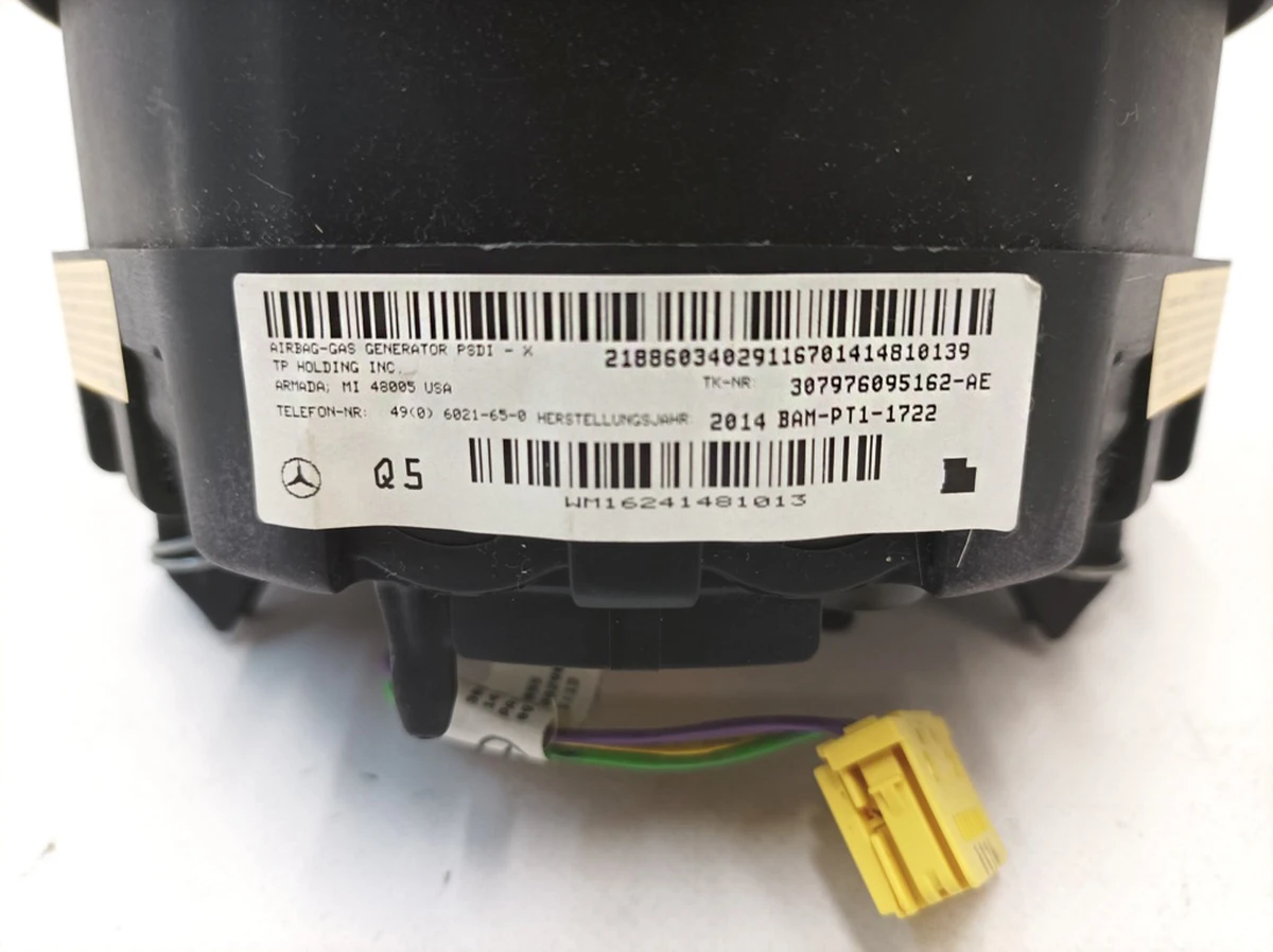 Driver airbag (steering wheel) Mercedes B-Class A0008605203