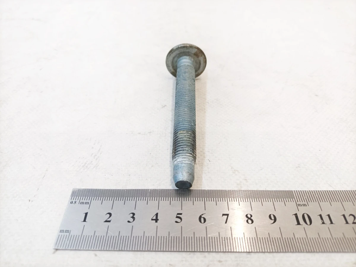Torx head screw M12 Mercedes B-Class A0009905711