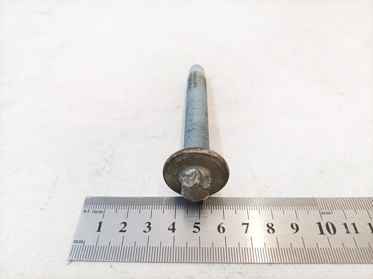 Torx head screw M12 Mercedes B-Class A0009905711