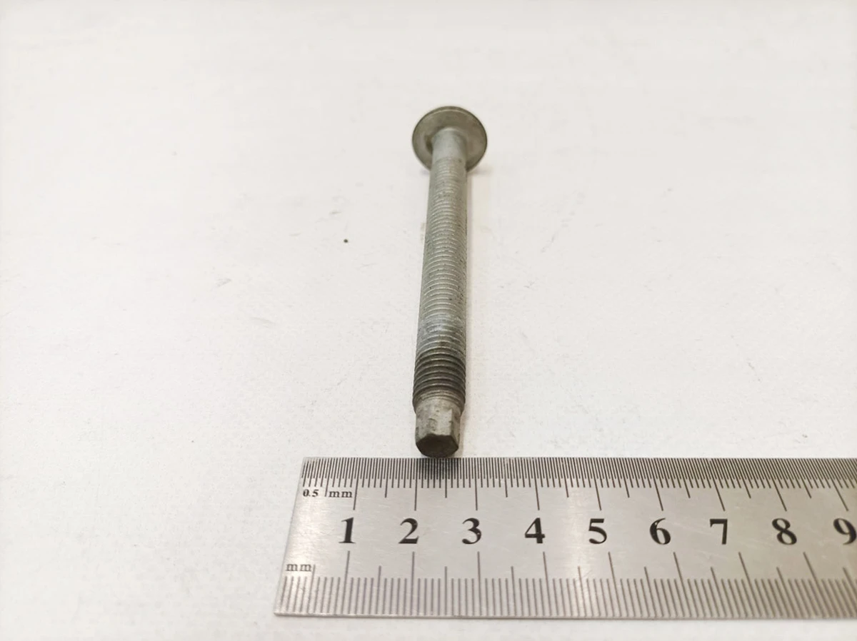 Болт с головкой Torx M10x100 Mercedes B-Class A0019909003