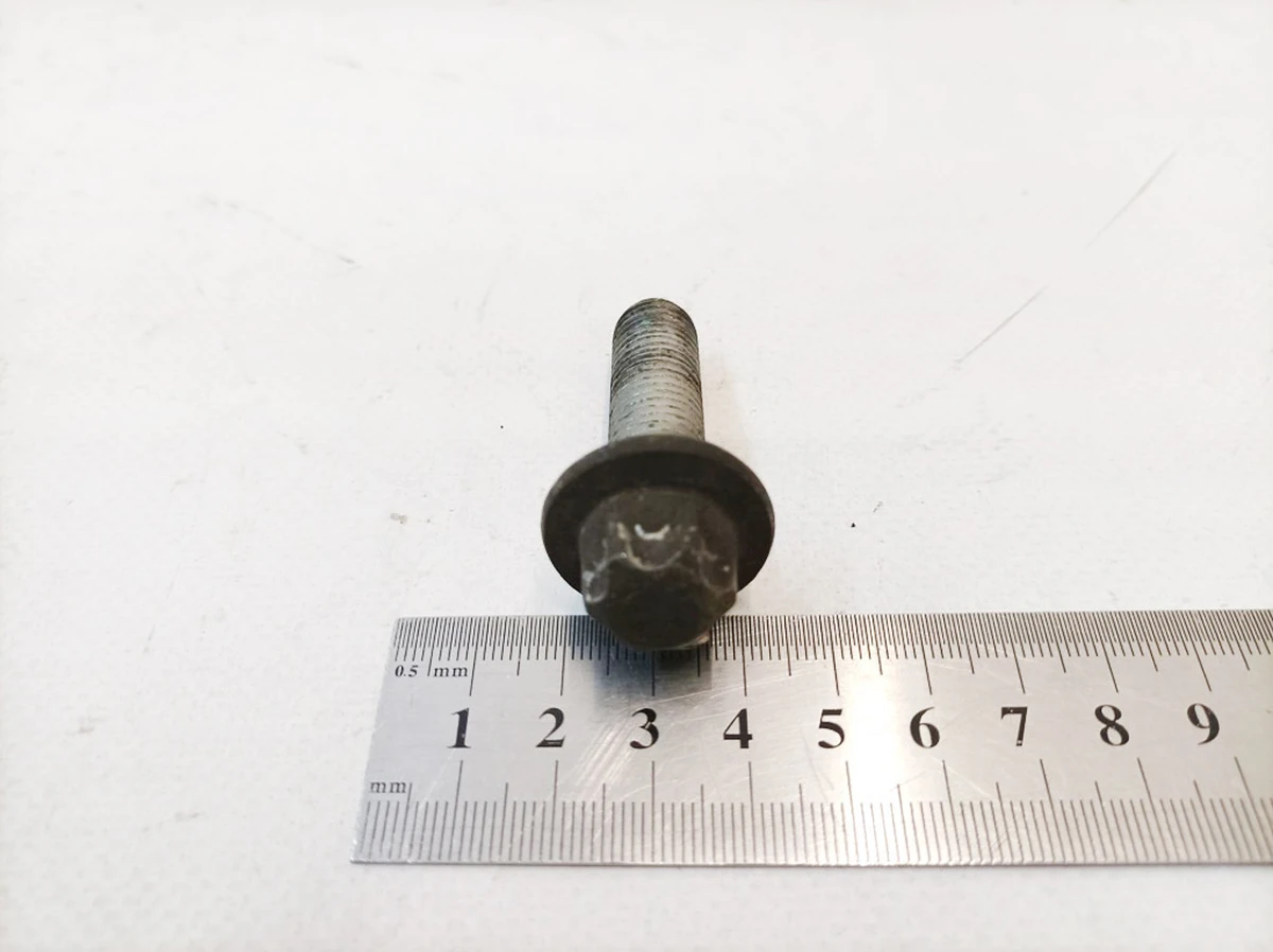 Болт Torx M12x1.5x40 Mercedes B-Class A0029901603