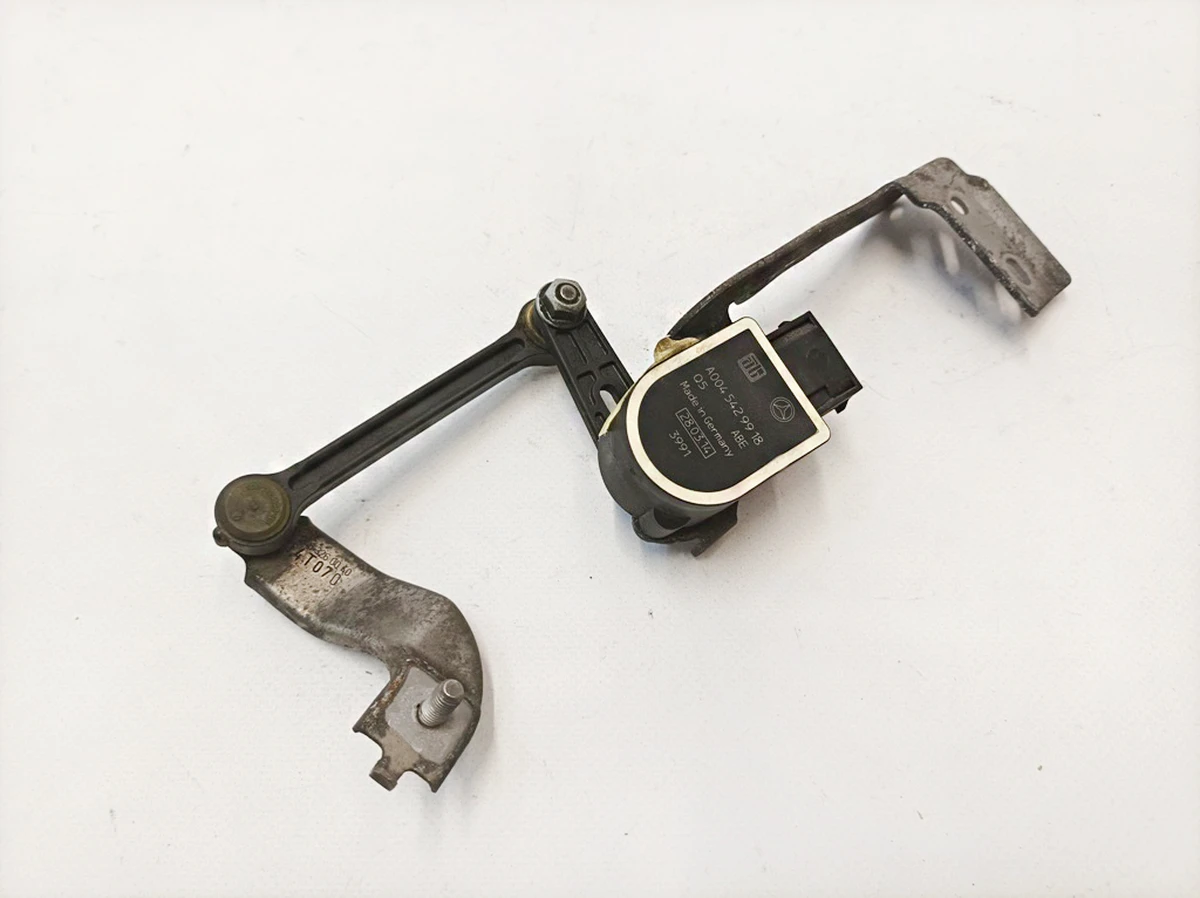 Датчик угла наклона задний левый Mercedes B-Class A0045429918