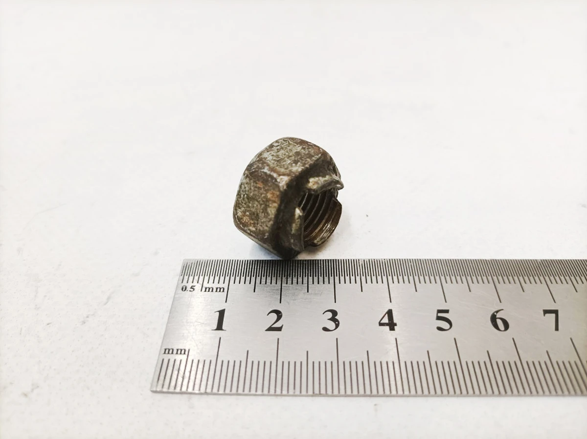 Гайка шестигранная M14x1,5 Mercedes B-Class A0059905050