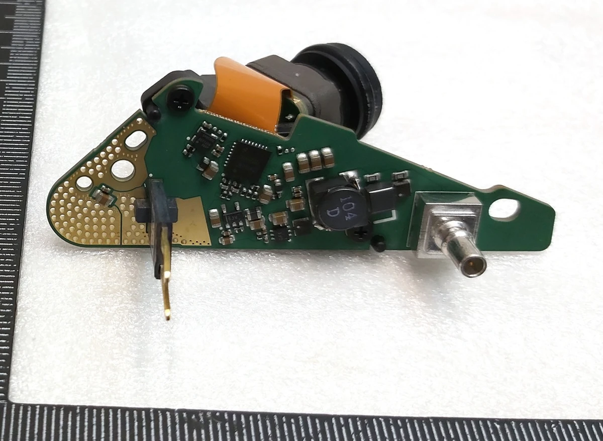 6 Камера повторювача повороту лівого АП2,5 із платою в зборі Tesla model X, model Y 1125106-50-G