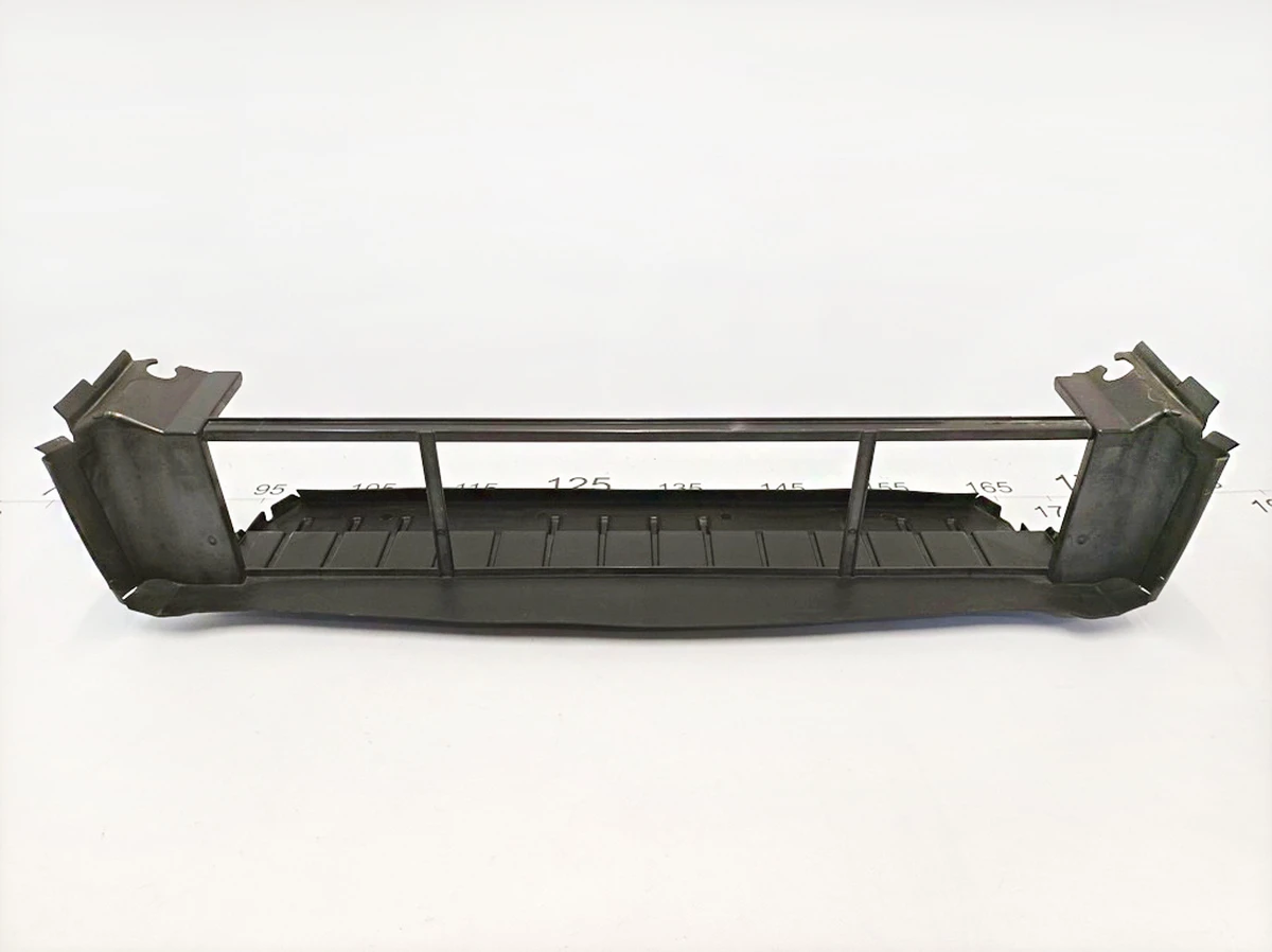 Повітряний канал радіатора нижній Mercedes B-Class A2425050030