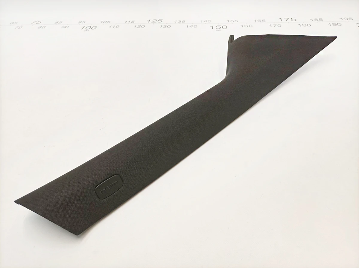 Облицювання стійки A права 9F52 Schwarz Mercedes B-Class A2426900225