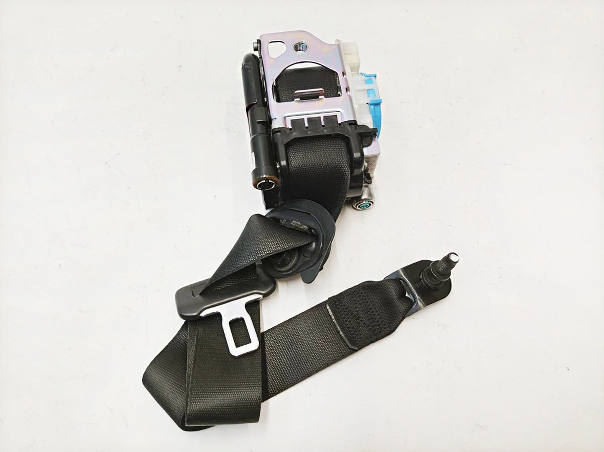 Ремінь безпеки передній лівий Mercedes B-Class A2428600985