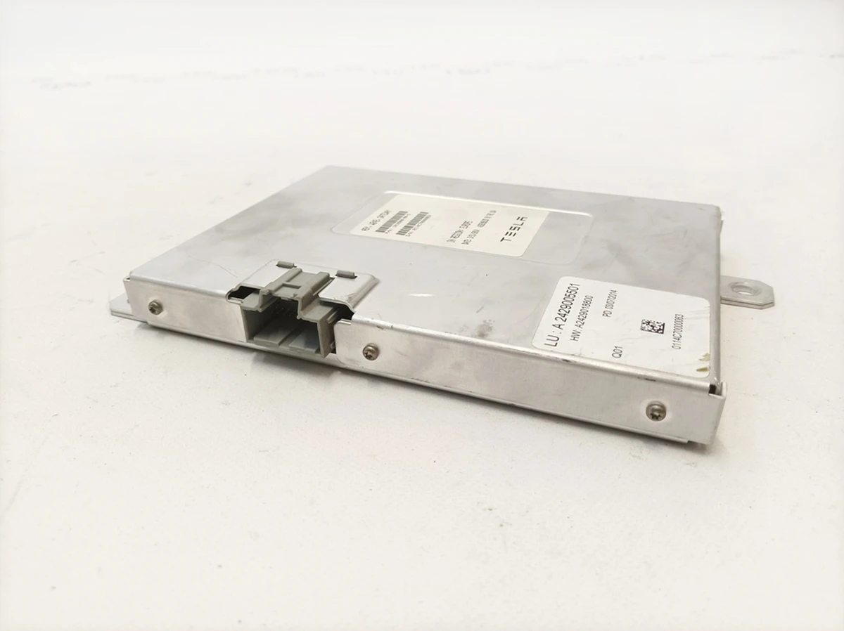 Блок управління електронним мережевим шлюзом Mercedes B-Class A2429005501