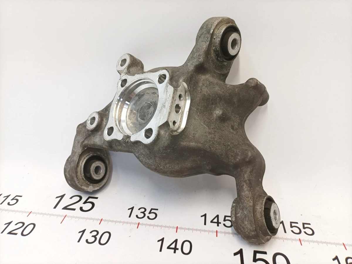 Steering knuckle (trunnion) rear right Mercedes B-Class A2463503641